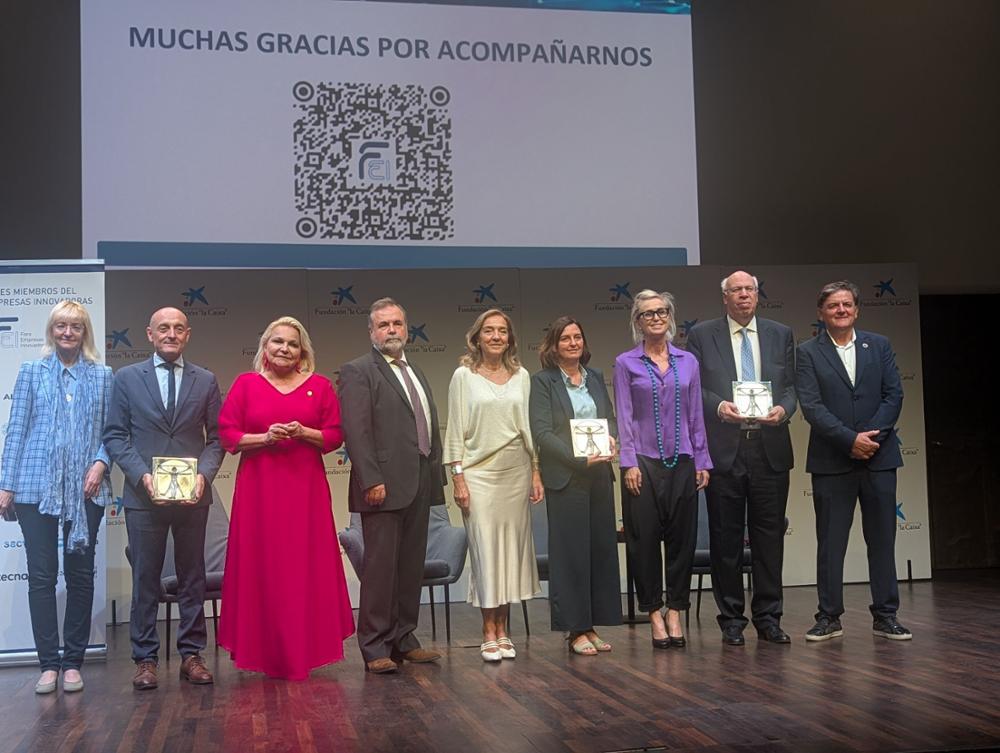 Balaguer recogiendo el premio