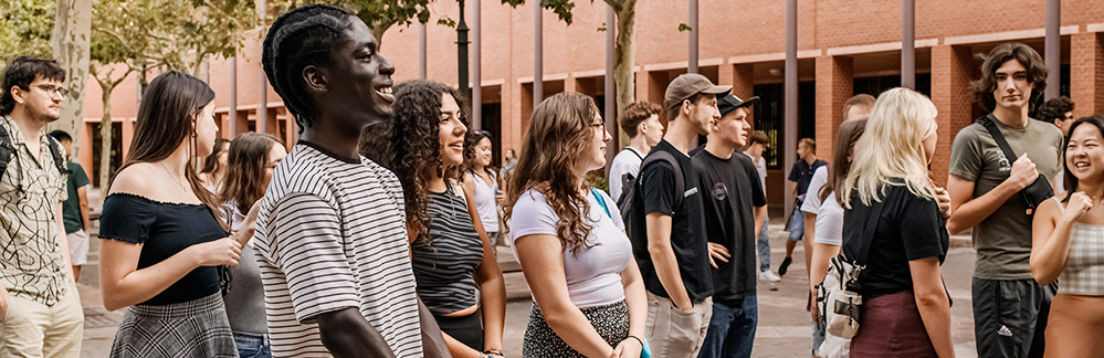 Fotografía de Estudiantes free movers en el Campus de Puerta de Toledo de la Universidad Carlos III de Madrid
